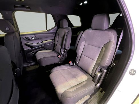 Used 2023 Chevrolet Traverse LT AWD/4WD image 22