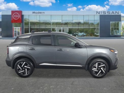 New 2026 Nissan Kicks SV FWD image 6
