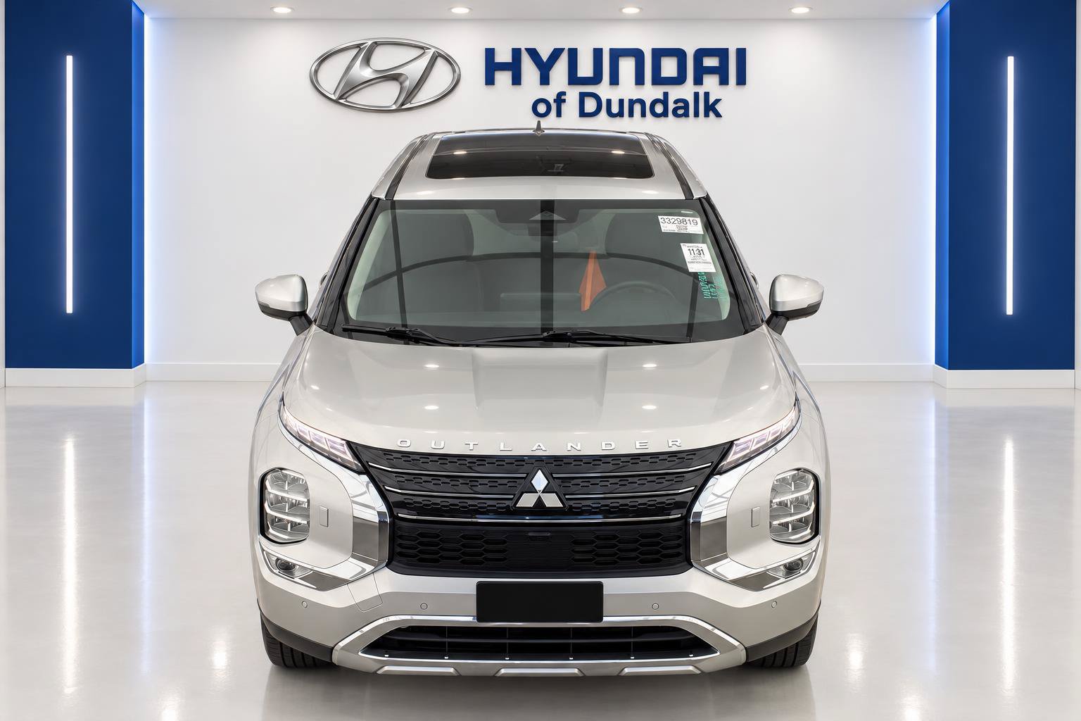 Used 2025 Mitsubishi Outlander SE AWD/4WD image 5