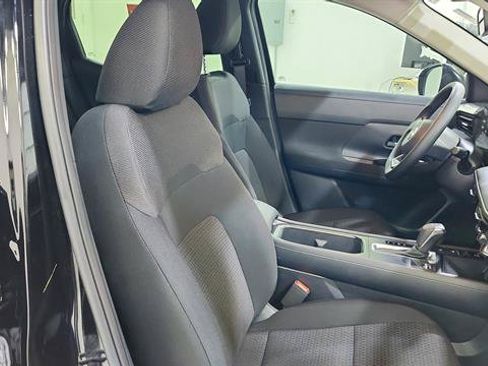 Used 2025 Nissan Kicks S FWD image 23
