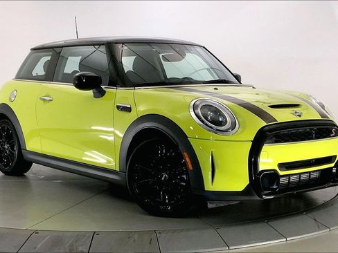 Certified 2024 MINI Cooper S FWD image 1