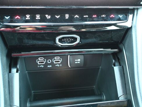 New 2026 Jeep Grand Cherokee Limited AWD/4WD image 15
