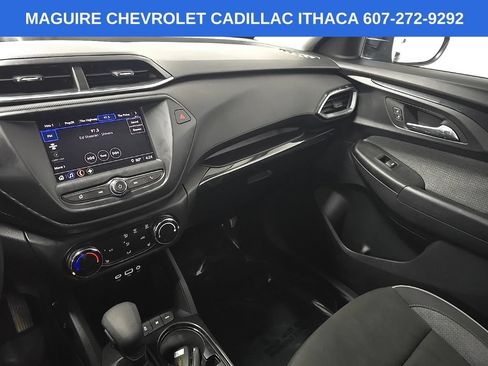 Used 2023 Chevrolet TrailBlazer LT AWD/4WD image 25