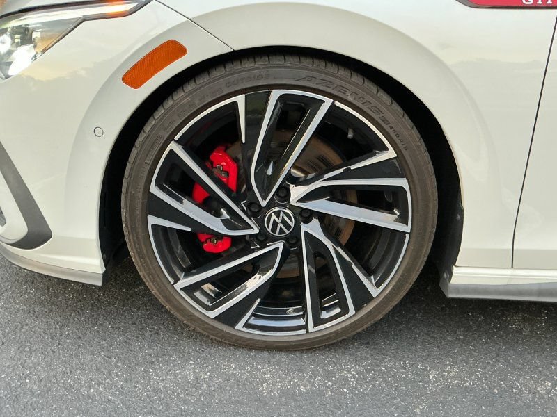 Used 2023 Volkswagen GTI Autobahn FWD image 23