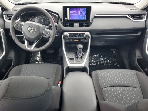 New 2025 Toyota RAV4 XLE image 15