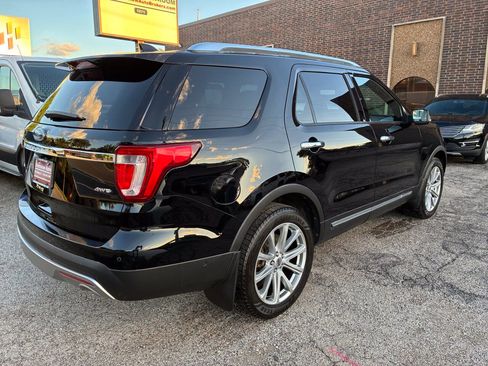 Used 2016 Ford Explorer Limited w/ Equipment Group 301A AWD/4WD image 4