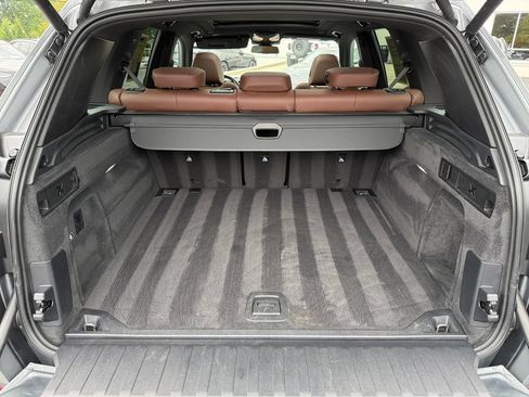 Used 2024 BMW X5 xDrive40i w/ Premium Package AWD/4WD image 38
