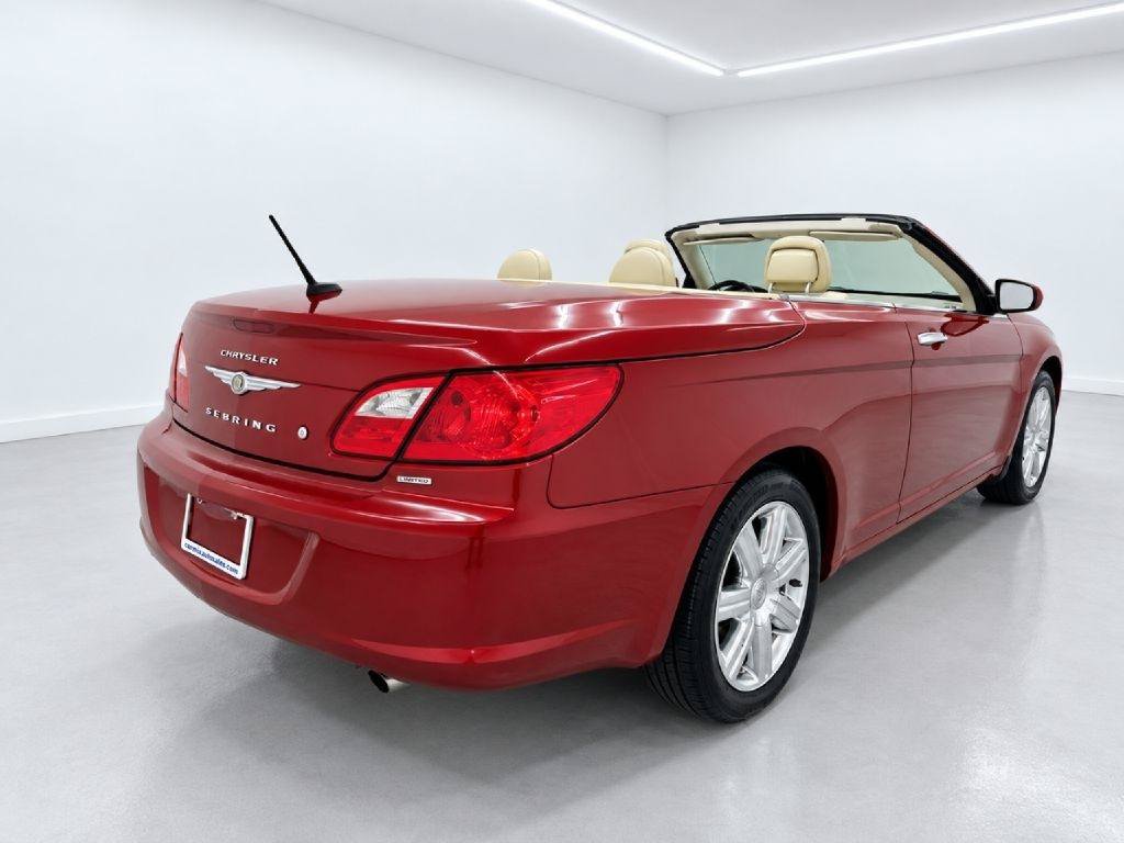 Used 2010 Chrysler Sebring Limited FWD image 3