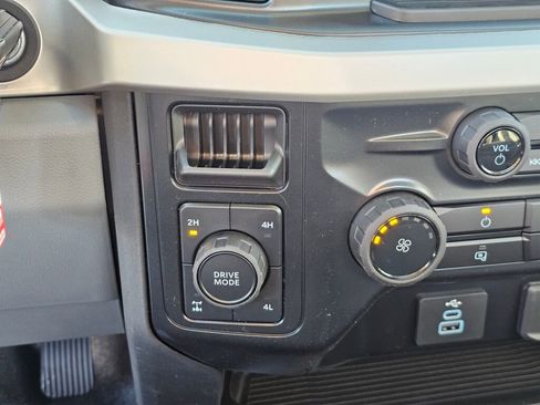 New 2026 Ford F250 XL w/ XL Off-Road Package image 17