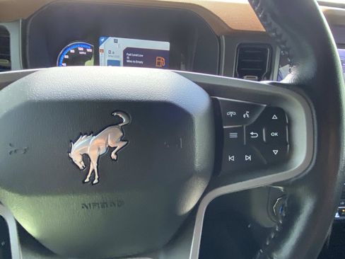 Used 2024 Ford Bronco Outer Banks AWD/4WD image 26
