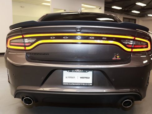 Used 2016 Dodge Charger R/T Scat Pack w/ Technology Group image 6