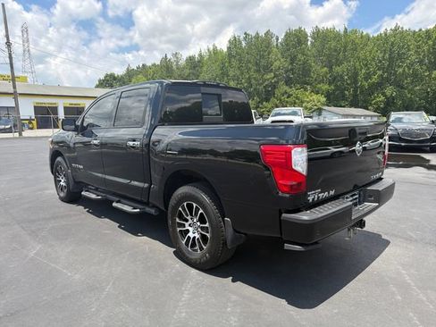 Used 2021 Nissan Titan SV w/ Accessory Utility Package AWD/4WD image 8