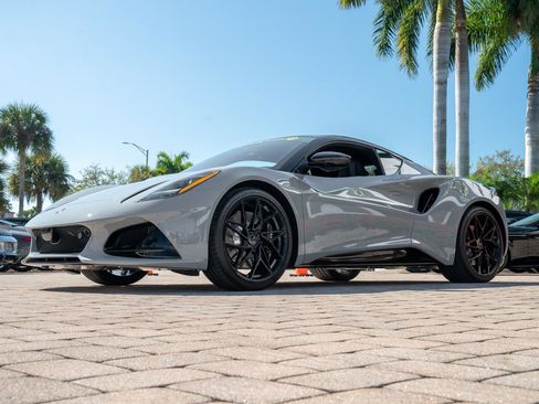 New 2026 Lotus Emira SE image 7