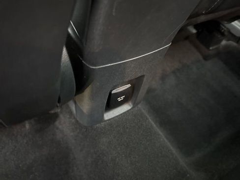 Used 2021 Ford EcoSport Titanium image 24