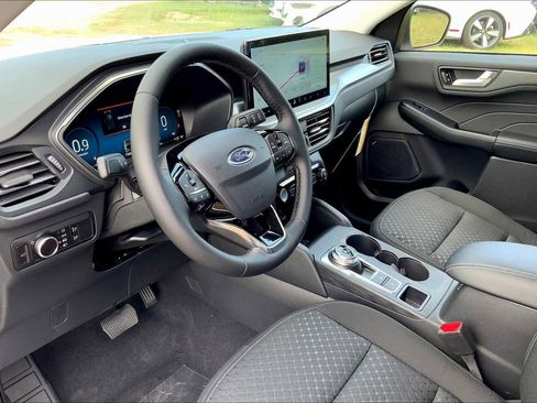 New 2026 Ford Escape Active w/ Active Premium Tech Pack FWD image 8
