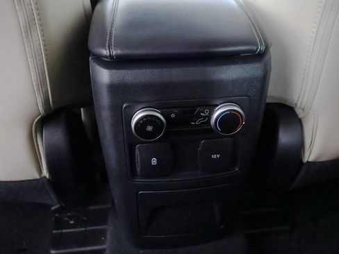 Used 2022 Ford Explorer XLT w/ Equipment Group 202A image 49