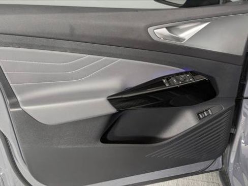 Used 2024 Volkswagen ID.4 S RWD image 12