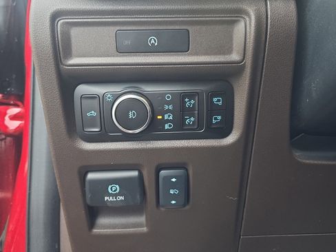 Used 2025 Ford F150 King Ranch image 19