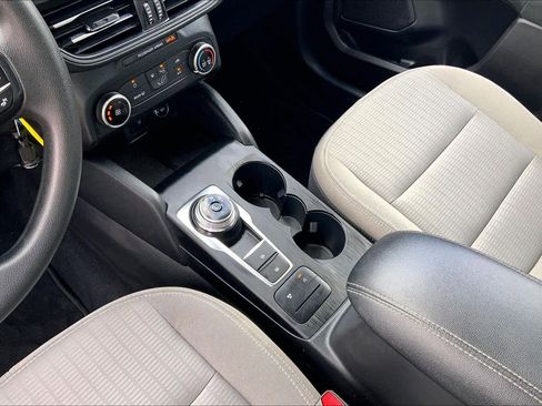Used 2020 Ford Escape S image 15