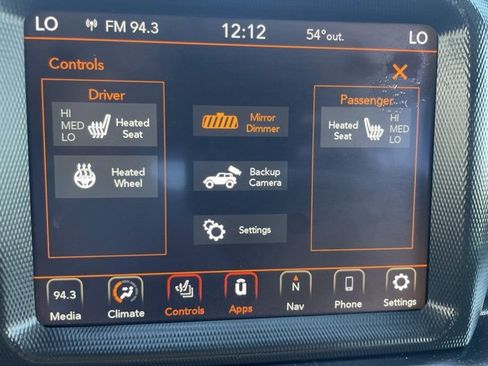 Used 2022 Jeep Wrangler Unlimited Sahara w/ Cold Weather Group image 25