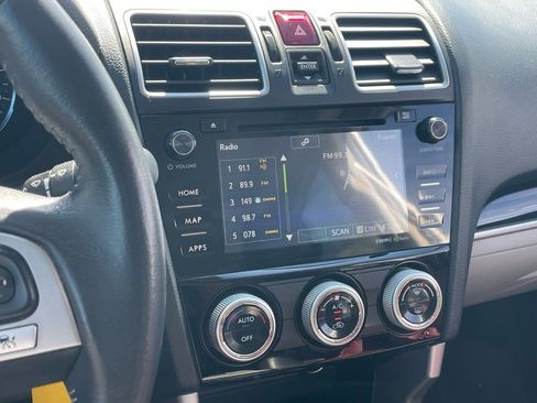 Used 2017 Subaru Forester 2.5i Limited image 6