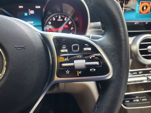 Used 2019 Mercedes-Benz C 300 Sedan image 23