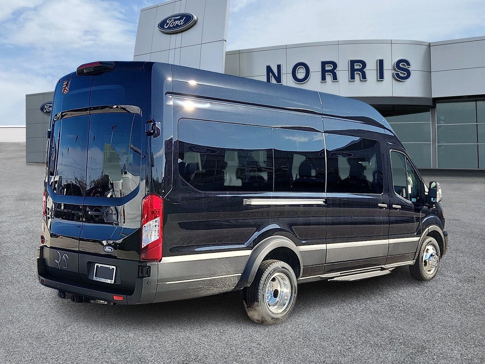 New 2026 Ford Transit 350 XLT AWD/4WD image 4