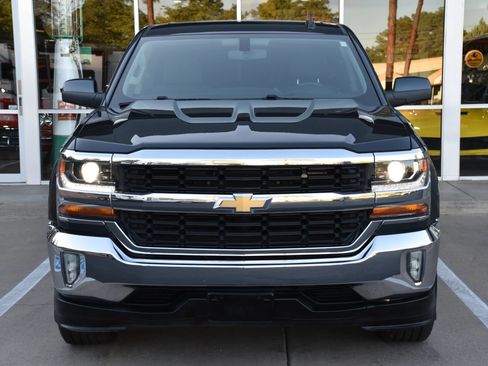 Used 2019 Chevrolet Silverado 1500 LT w/ All Star Edition RWD image 3