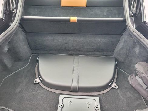 Used 2020 Aston Martin V8 Vantage Coupe image 16