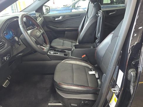 Used 2023 Ford Escape ST-Line Select w/ Tech Pack #2 AWD/4WD image 5