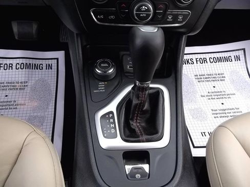 Used 2016 Jeep Cherokee Limited w/ Trailer Tow Group image 28