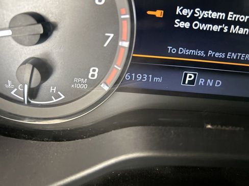 Used 2021 Nissan Titan PRO-4X w/ Pro-4x Convenience Package image 57