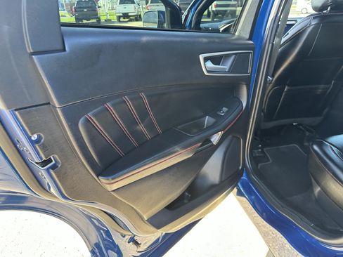 Used 2021 Ford Edge ST-Line w/ Class II Trailer Tow Package AWD/4WD image 14