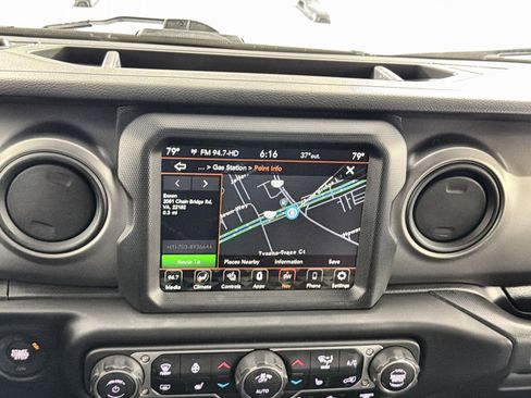 Used 2023 Jeep Wrangler Willys image 20