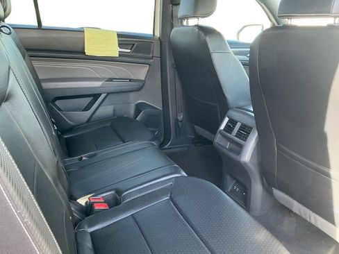 Used 2022 Volkswagen Atlas Cross Sport SEL R-Line w/ Cross Sport MDO Package AWD/4WD image 20