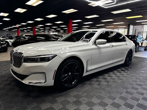 Used 2021 BMW 750i xDrive AWD/4WD image 8