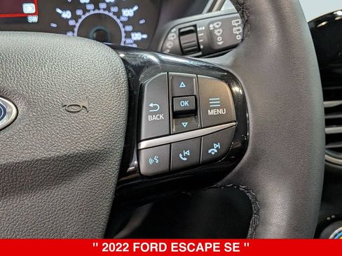 Used 2022 Ford Escape SE w/ Cold Weather Package AWD/4WD image 18