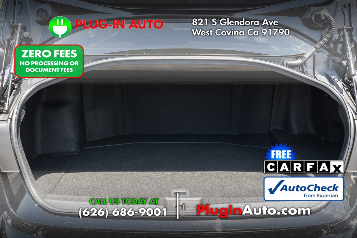 Used 2025 Toyota Mirai XLE RWD image 11