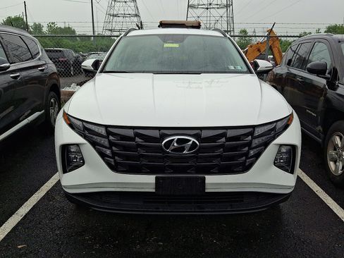 Certified 2023 Hyundai Tucson SEL w/ Convenience Package AWD/4WD image 2