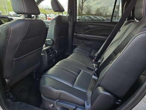 Used 2022 Honda Pilot TrailSport image 16