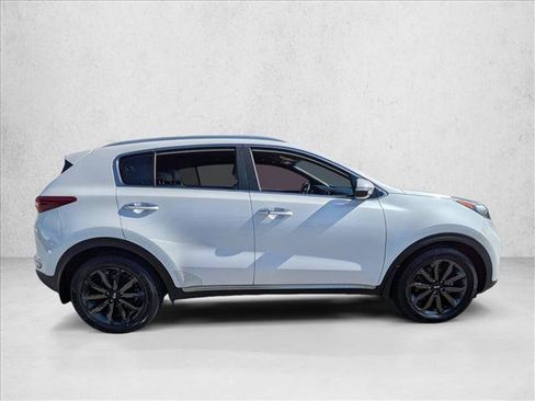 Used 2019 Kia Sportage EX w/ EX Sport Appearance Package image 4