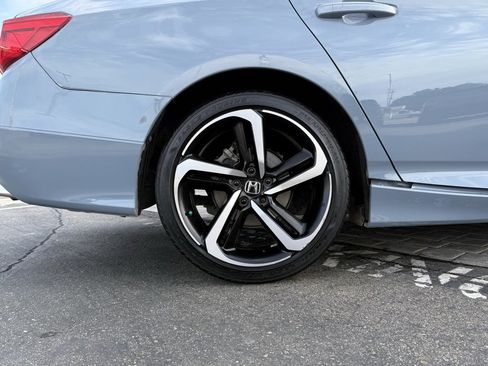 Used 2022 Honda Accord Sport image 10