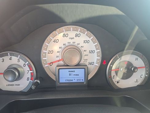 Used 2013 Honda Pilot Touring image 16