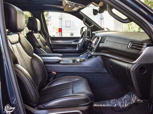 Used 2022 Jeep Wagoneer Series I w/ Convenience Group I image 17