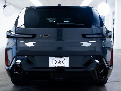 Used 2023 BMW XM image 5