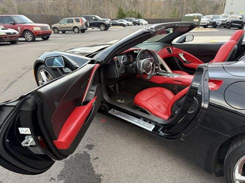 Used 2015 Chevrolet Corvette Stingray Convertible w/ 3LT Preferred Equipment Group image 22