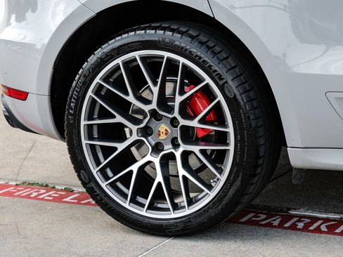 Used 2021 Porsche Macan GTS AWD/4WD image 63