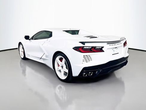Used 2023 Chevrolet Corvette Stingray Premium Conv w/ Z51 Performance Package RWD image 5