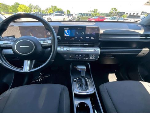Used 2024 Hyundai Kona SEL AWD/4WD image 13