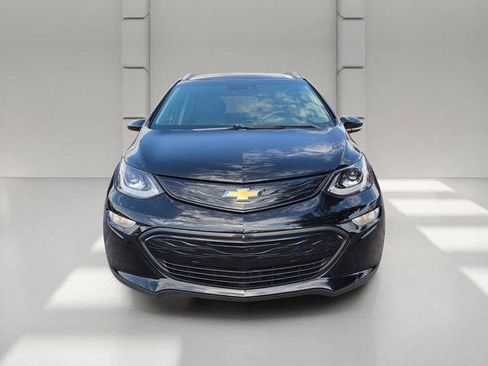 Used 2020 Chevrolet Bolt Premier w/ Infotainment Package FWD image 8